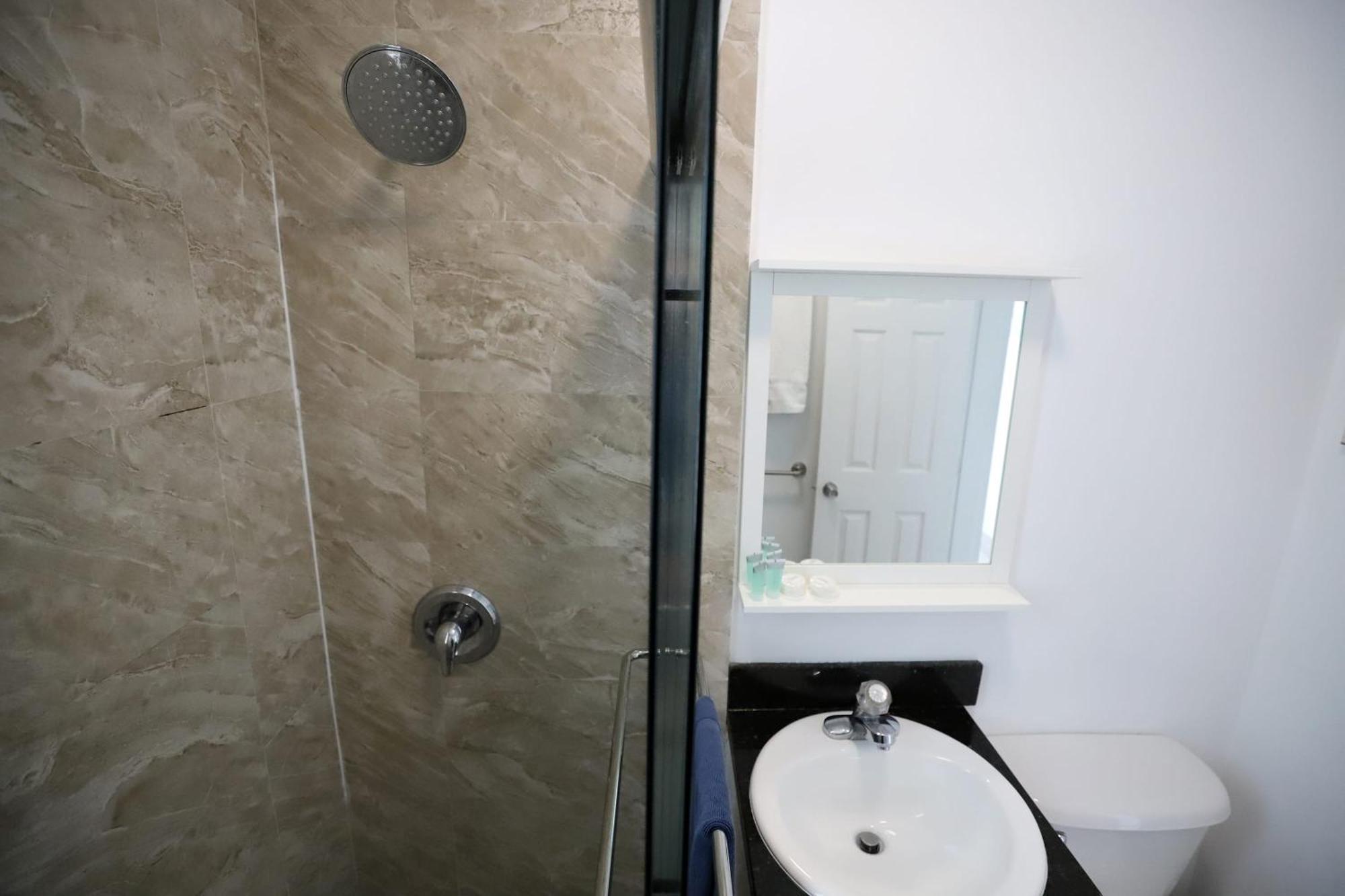 2 Bedroom Apartment 3 Minute Walk To South Beach & Ocean Drive 迈阿密海滩 外观 照片